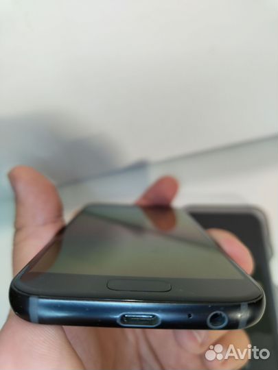 Samsung Galaxy A3 (2017) SM-A320F/DS, 2/16 ГБ