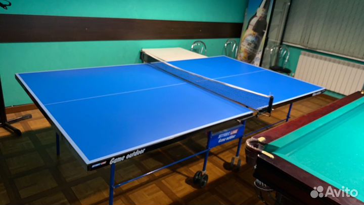 Теннисный стол