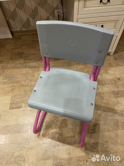 Регулируемый стул