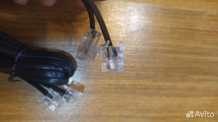 Телефонные провода от стационарных телефонов