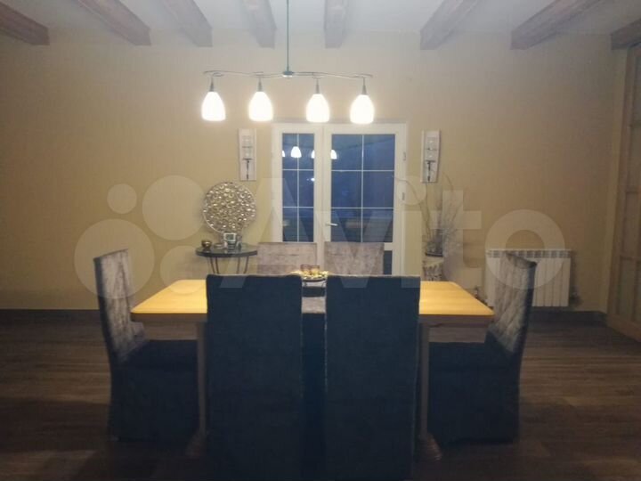 Дом 216 м² на участке 11 сот.