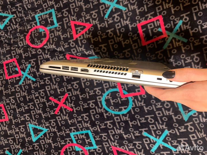 Игровой ноутбук hp 17дюймов Intel core i7