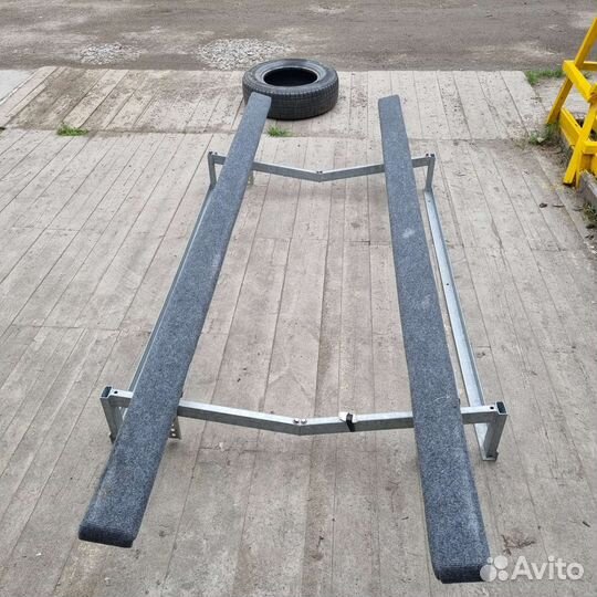 Ложементы для лодки в прицеп