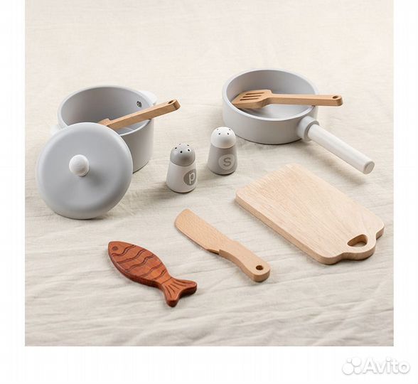 Детская посуда для кухни из дерева (10 предметов)