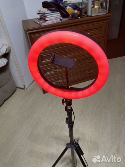 Цветная кольцевая лампа новая