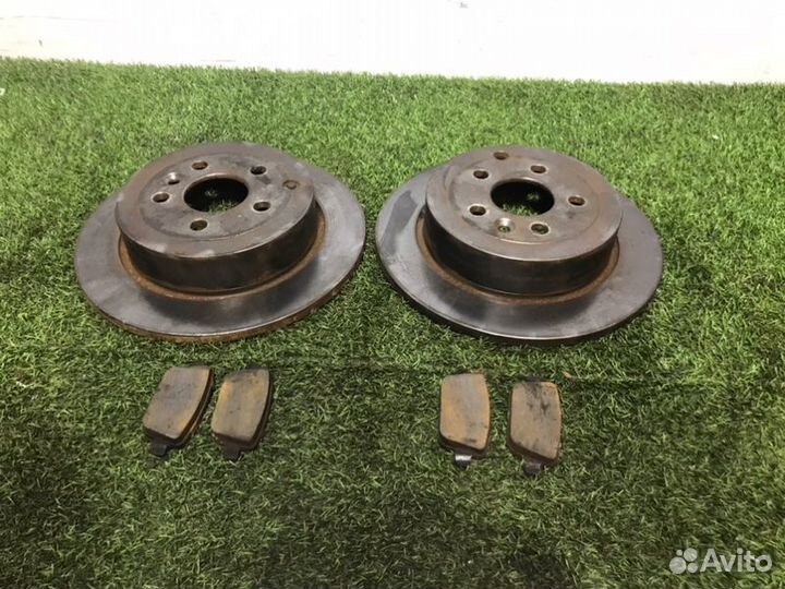 Тормозной диск задний Land Rover Freelander 2007