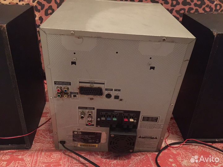 Музыкальный центр LG LM-K6560