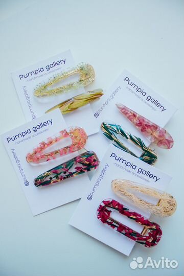 Заколка для волос из эпоксидной смолы и сухоцветов