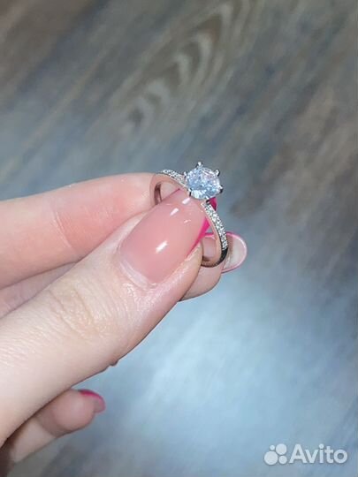 Серебряное кольцо