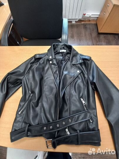 Женская куртка (экокожа)