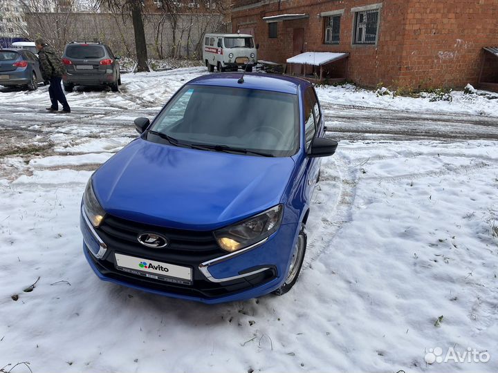 LADA Granta 1.6 МТ, 2019, 120 000 км