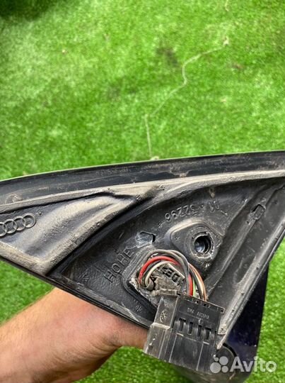 Зеркало заднего вида боковое правое Audi A6 C5 2.4