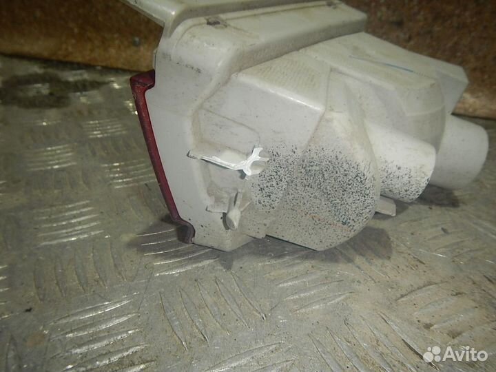 Фонарь задний противотуманный левый, Toyota (Тойот