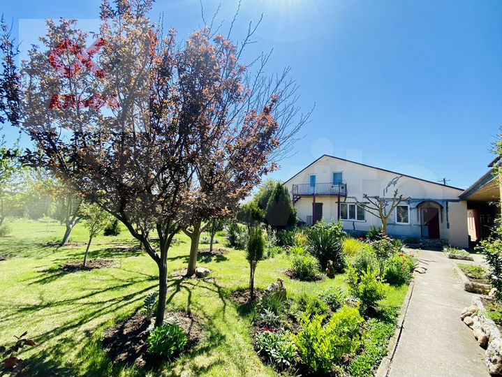 Дом 190 м² на участке 18 сот.