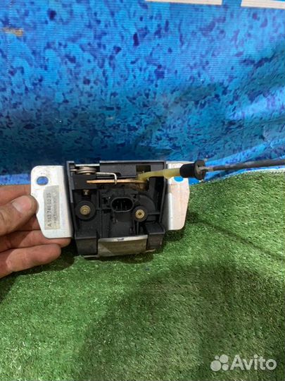 Замок багажника Mercedes-Benz Ml W163 M112.970