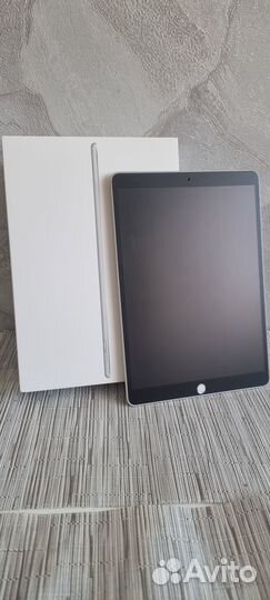 iPad Air 3 64gb wi-fi А2152 Серебристый