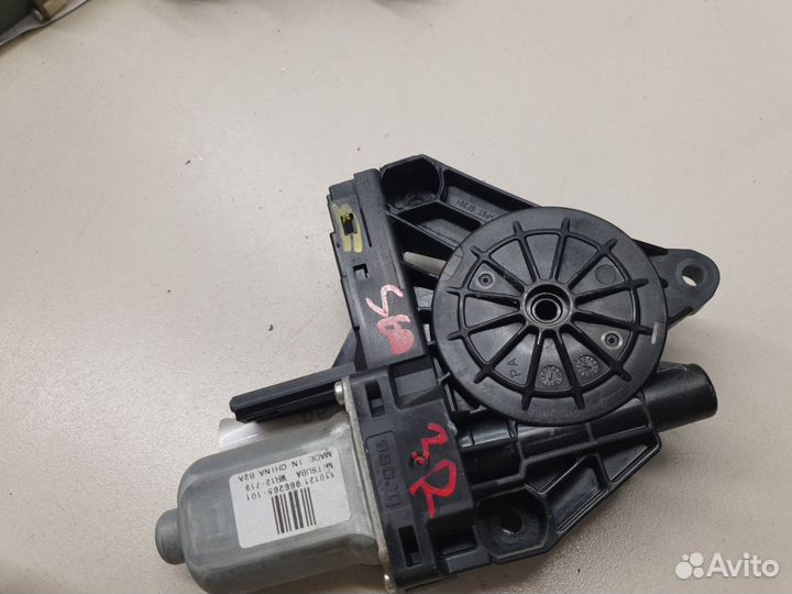 Моторчик стеклоподъёмника задний правый Volvo S60