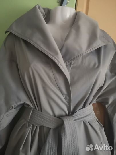 Тонкий плащ под пояс, брючки тенсель-все новое