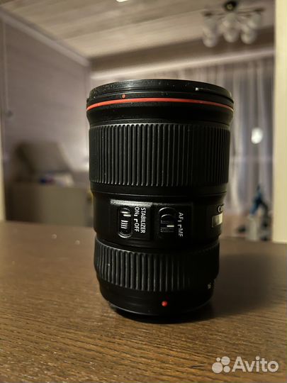 Объектив Canon EF 16 - 35 mm f 4 L IS USM