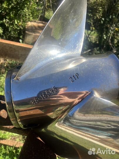 Винт гребной mercury 21 шаг левого вращения