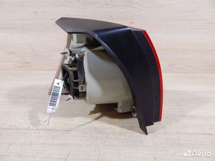 Фонарь задний правый Vw Golf 5 хэтчбек