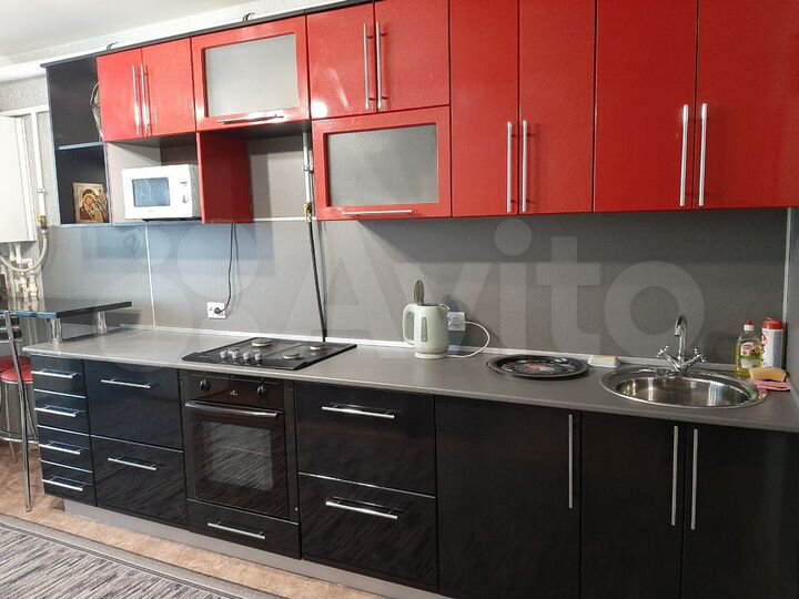 3-к. квартира, 72 м², 1/3 эт.