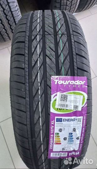 Pirelli Powergy 235/60 R18 103V