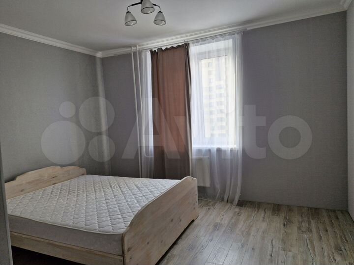 2-к. квартира, 76 м², 9/19 эт.