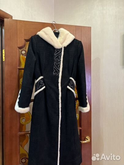 Пальто женское зимнее 46 48
