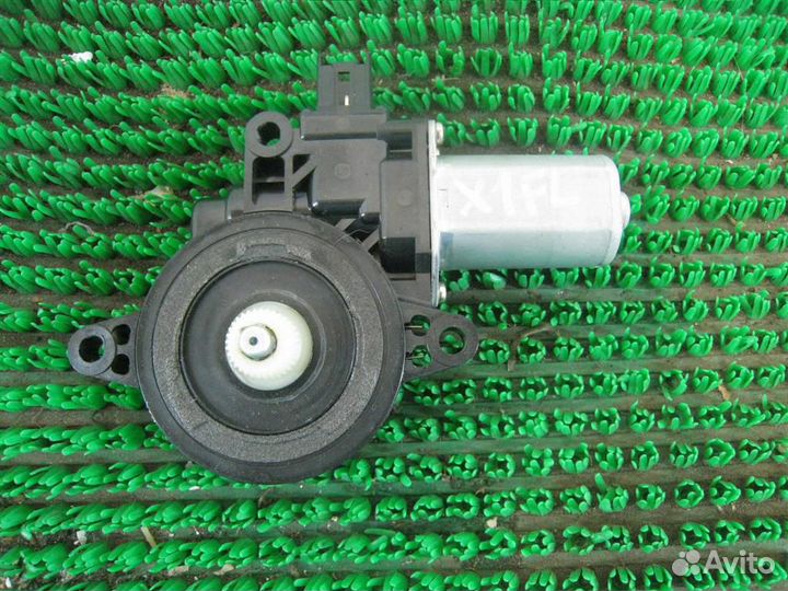 Мотор стеклоподъёмника передний левый Mazda 3 (BL