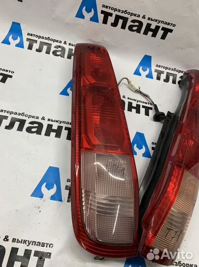 Задний фонарь Nissan X-Trail