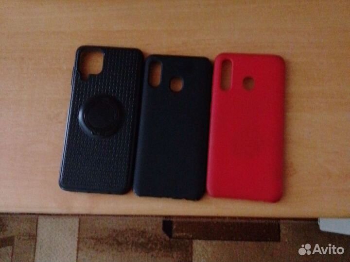 Чехлы для телефонов