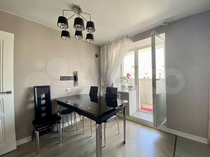 2-к. квартира, 64,6 м², 15/15 эт.