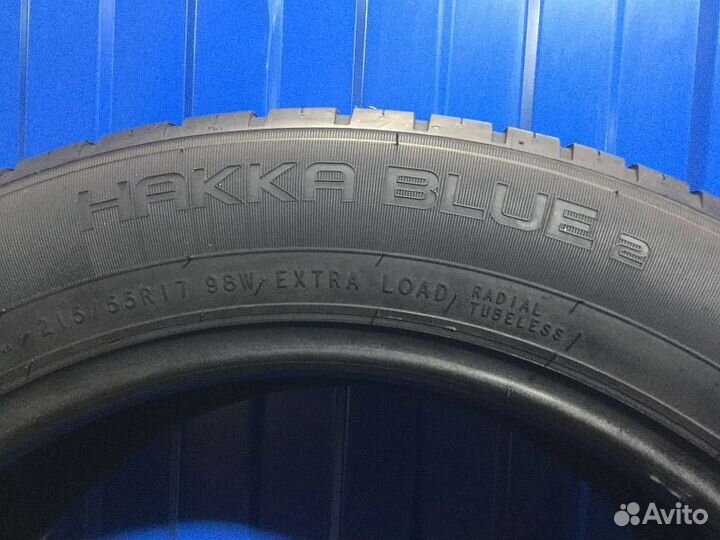 Nokian Tyres Hakka Blue 2 215/55 R17