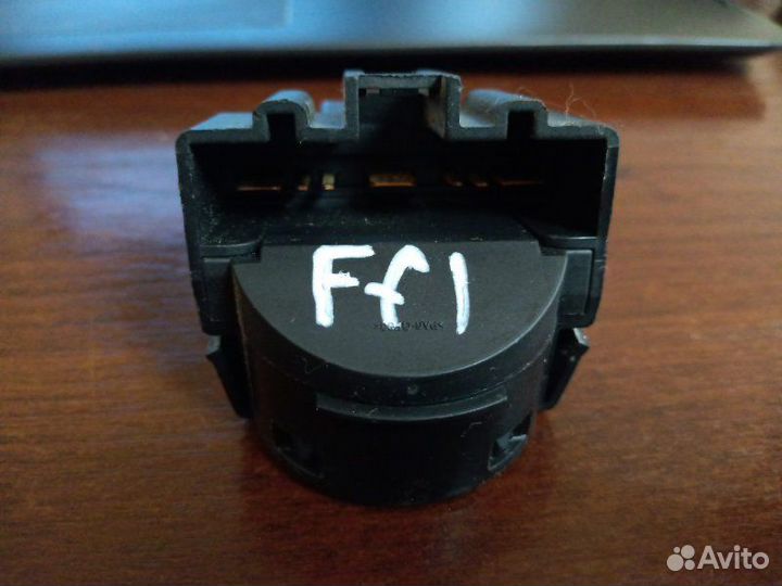 Контактная группа замка зажигания Ford Focus 1