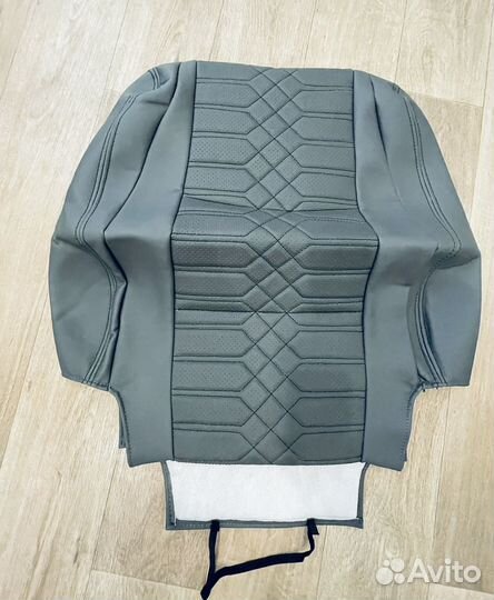 Автомобильные чехлы из экокожи