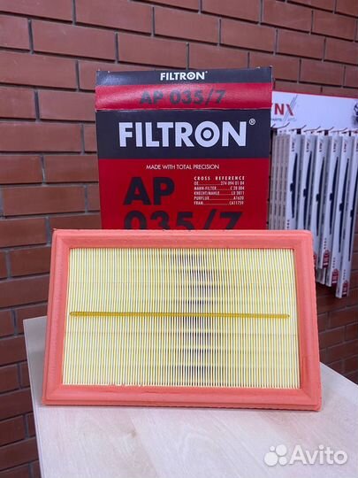 Воздушный фильтр Mercedes