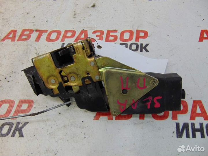 Замок двери передней правой для Mitsubishi Space S