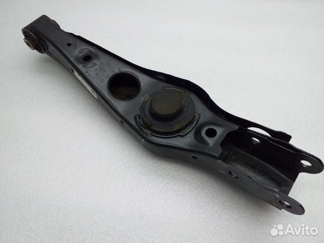 Рычаг подвески задний правый Hyundai Tucson TL