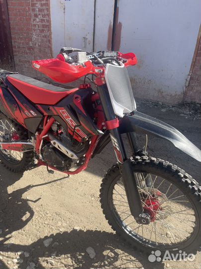 Bse z10