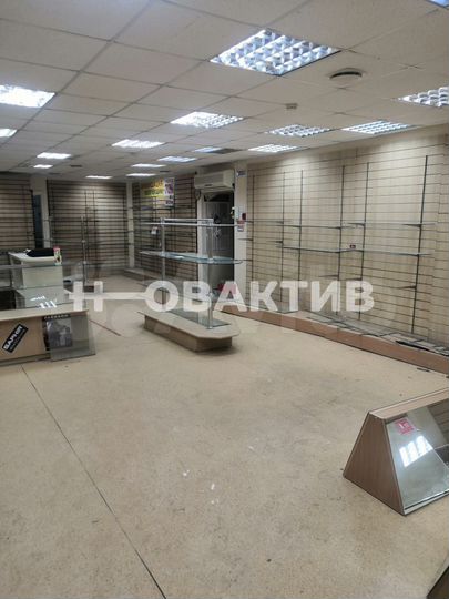 Продам торговое помещение, 160 м²