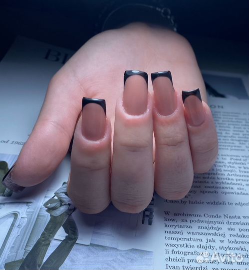 Маникюр наращивание ногтей