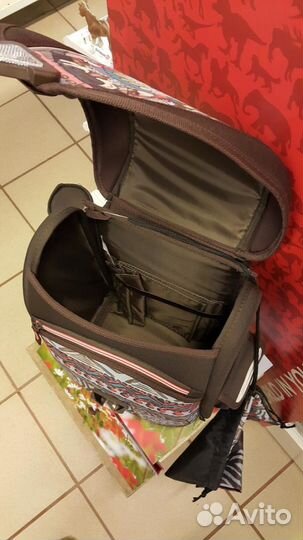 Школьный рюкзак с аксессуарами seventeen