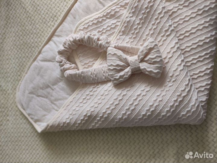 Одеяло на выписку демисезонное