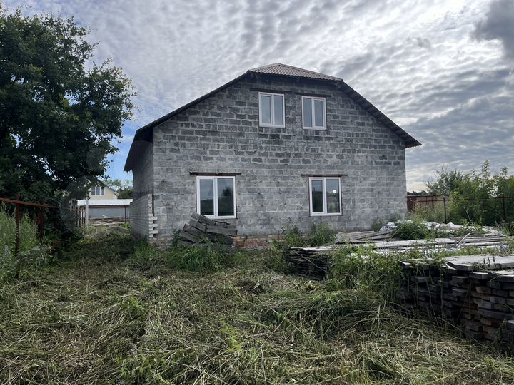 Коттедж 170 м² на участке 12 сот.