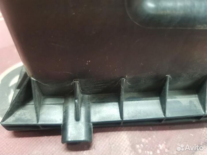 Корпус воздушного фильтра Toyota RAV4 A30 2006 (б