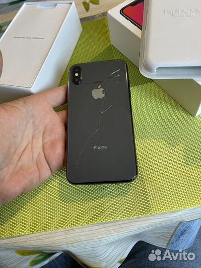 iPhone X, 64 ГБ