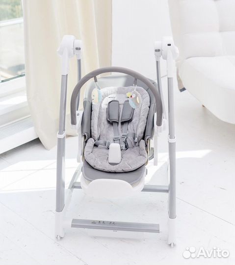 Стульчик для кормления и качели