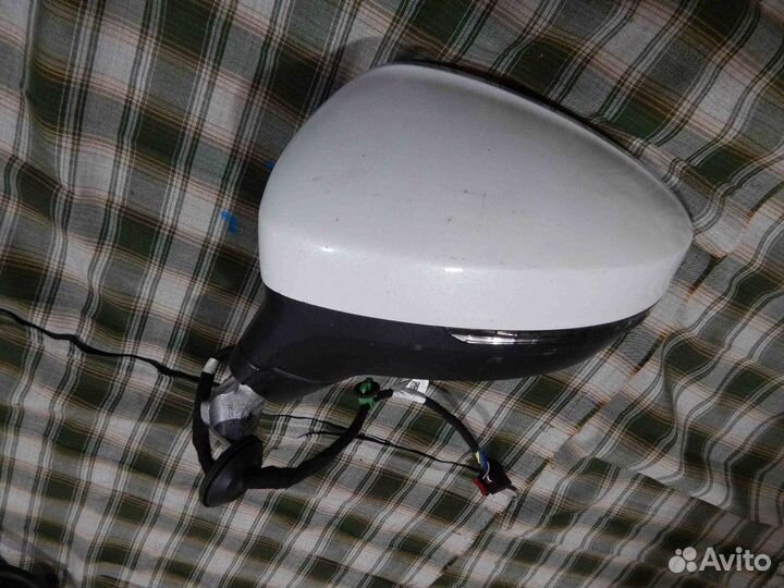 Зеркало наружное левое Volkswagen Tiguan II