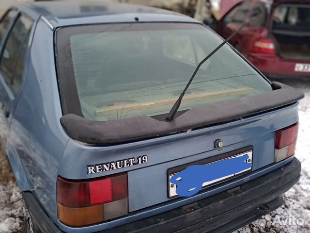 Дверь задняя крышка багажника Рено 19